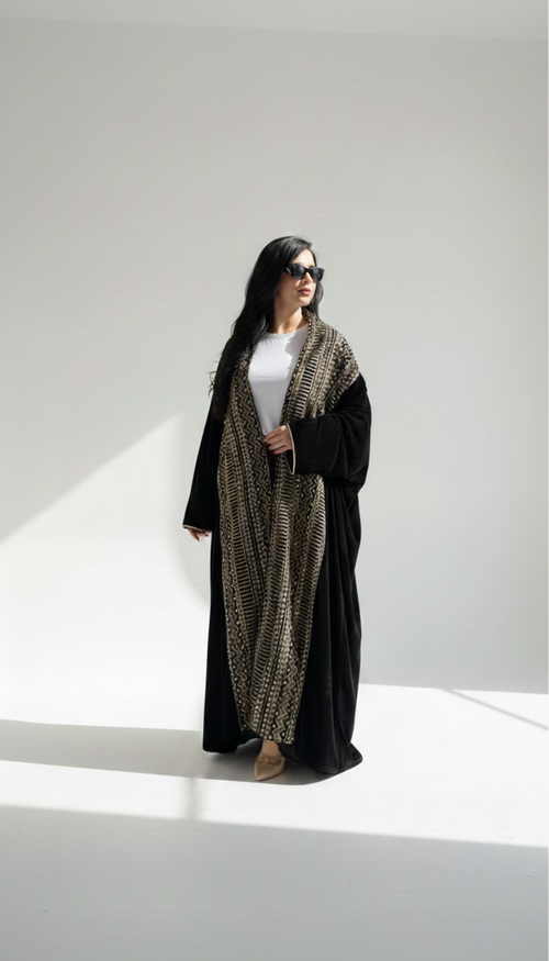 قفطان الخيوط الملكية