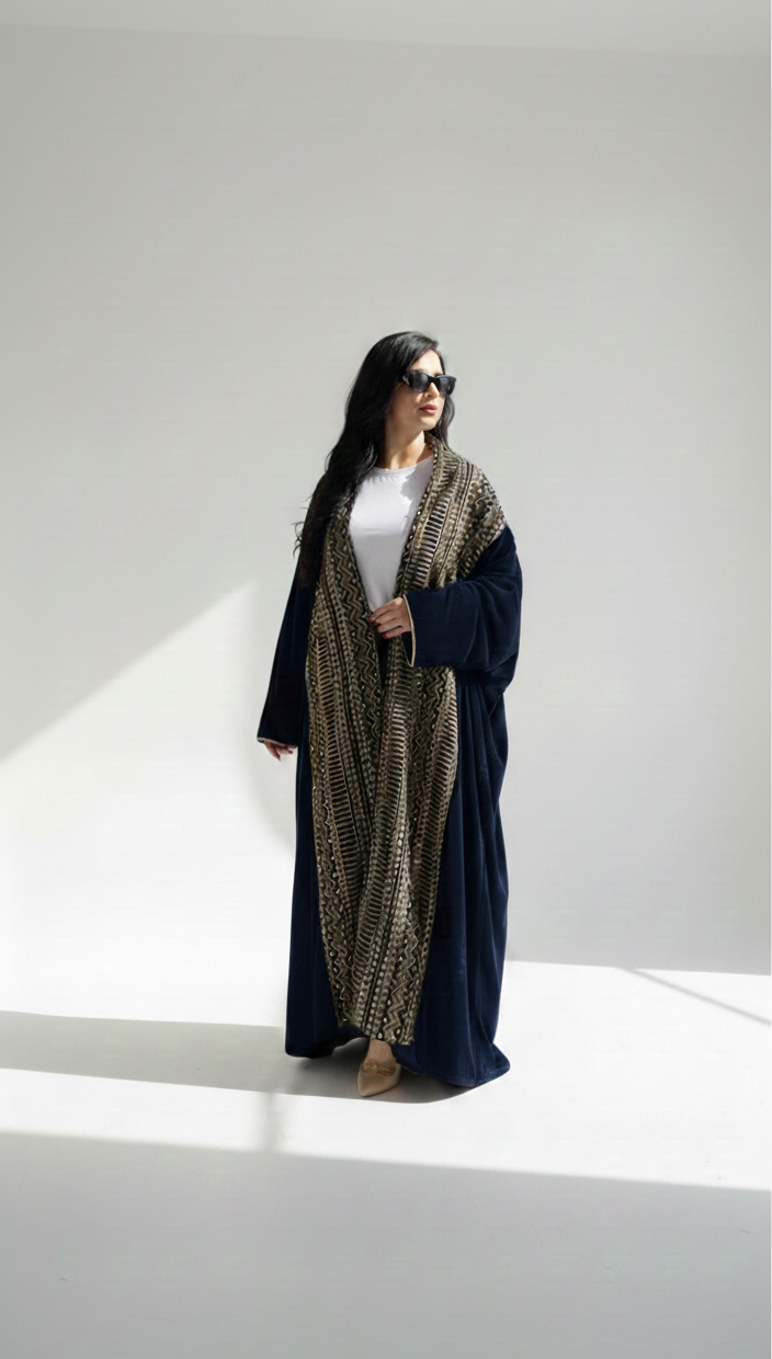 قفطان الخيوط الملكية